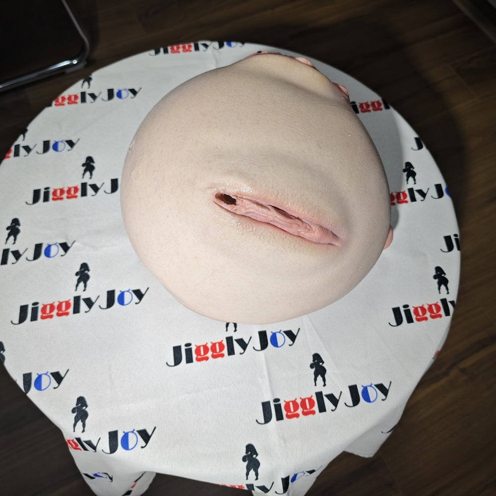 Realvagina Jewel On a hole Ball 14.33lb Realistic vagina 5 Holes in One Masturbation